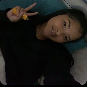 Meet your Posher, Kaylin